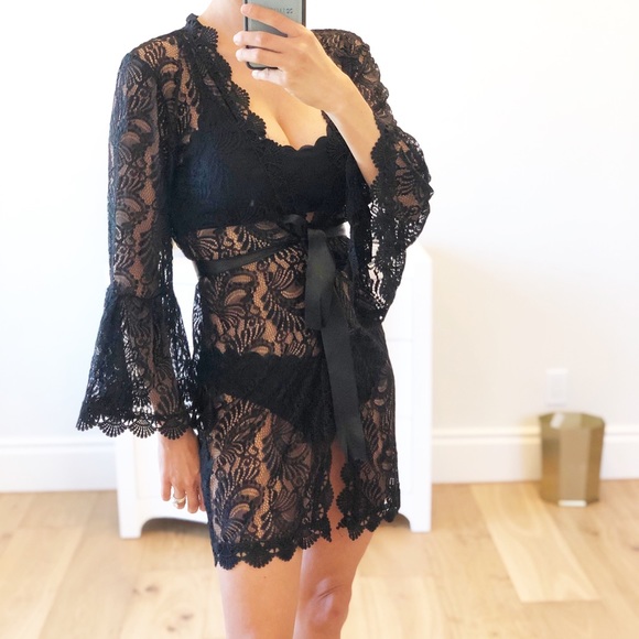 TAHITI Black Lace Coverup Robe w Sash - Picture 6 of 8